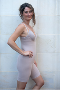 Load image into Gallery viewer, Emana Body Braless Medium Shorts