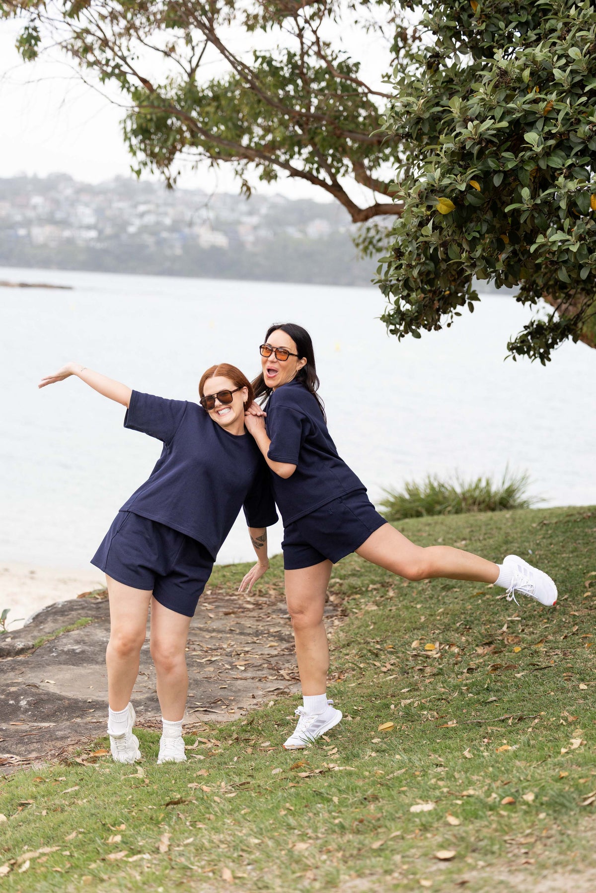 Ease Shorts - Navy Blue